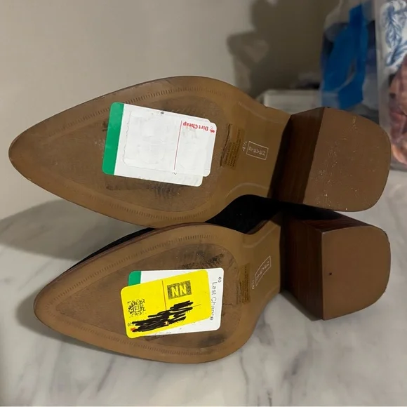 NWT Steven by Steve Madden Black Ribbed Ankle Boots - Picture 4 of 4